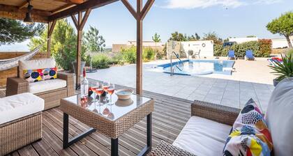 Villa à Escales avec piscine privée