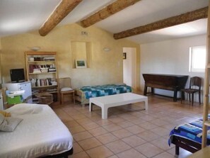 4 bedrooms, iron/ironing board, WiFi, bed sheets - House / Villa - FORCALQUIER (Forcalquier)
