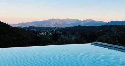 RELAX&PRIVACY IN 1700 FARMHOUSE(real private swimmingpool only for your use)