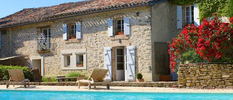 Piscine extérieure, piscine chauffée