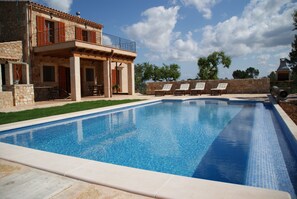 Pool - It is turó Son Mel, cottage. (Petra)