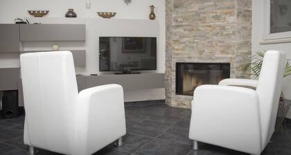 apartment In the center! Comfortable and valuable environment.