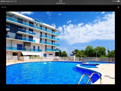 2 APPARTEMENT AVEC PISCINE FACE À LA PLAGE D'ESQUIROL DE CAMBRILS