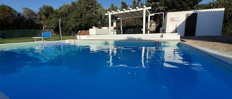 Utomhuspool