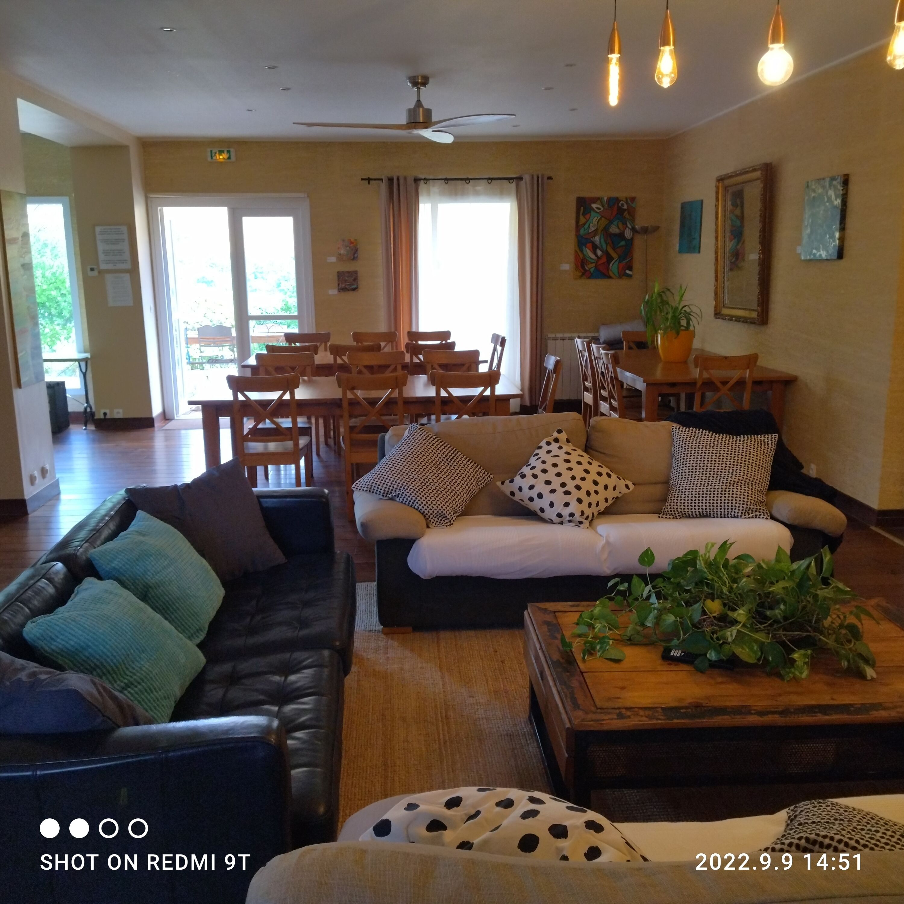 Villa La Charmeuse Fleurie: ideal for your meetings with family or friends!