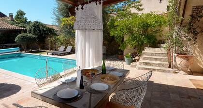 Hermosa casa de pueblo con piscina climatizada, aire acondicionado, cerca de Pezenas, Languedoc