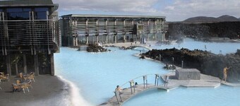REYKJAVIK CAPITAL- 'PARADISE, con HOT TUB, BIG' Garden, 'NEW' for rental.!