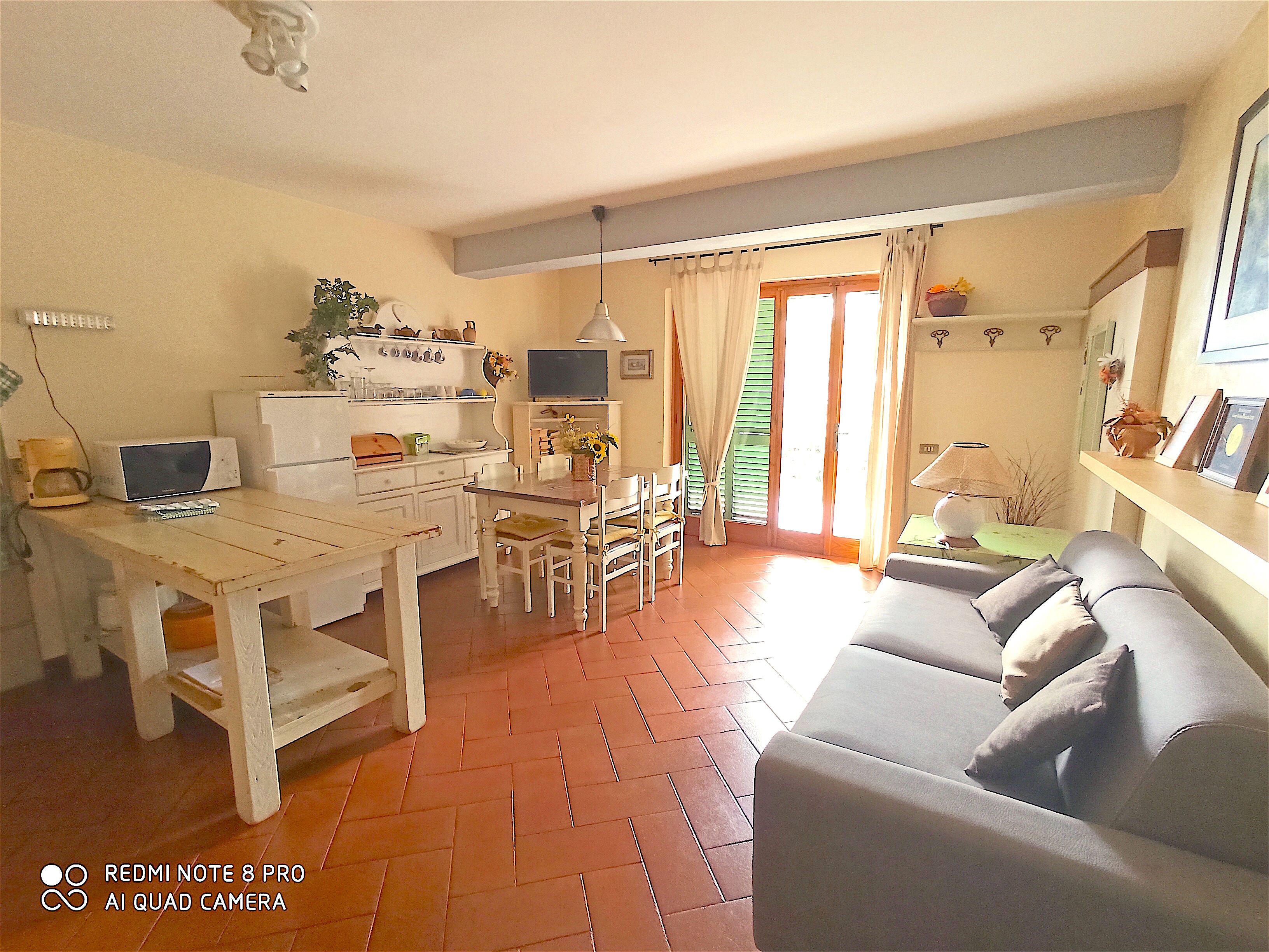 NEAR FLORENCE  APARTMENT IN VILLA WITH GARDEN AND PRIVATE SWIMMING POOL