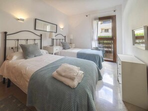 3 chambres, Wi-Fi, draps fournis