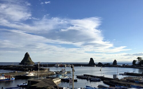 TeO house, seafront, garden, Acitrezza, Acicastello, Etna