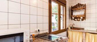Accommodation with pool and paddle tennis court