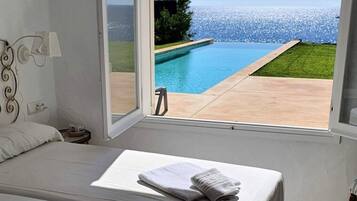 4 chambres, fer et planche Ă repasser, lit parapluie, Wi-Fi