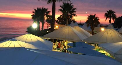 Luxuriöse freistehende Villa mit 4 Schlafzimmern und Meer-, Golf- und Bergblick