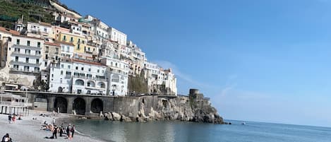 Plage à proximité, parasols