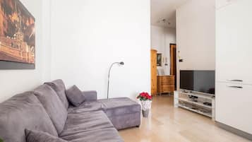 TV connectée, livres, vidéothÚque