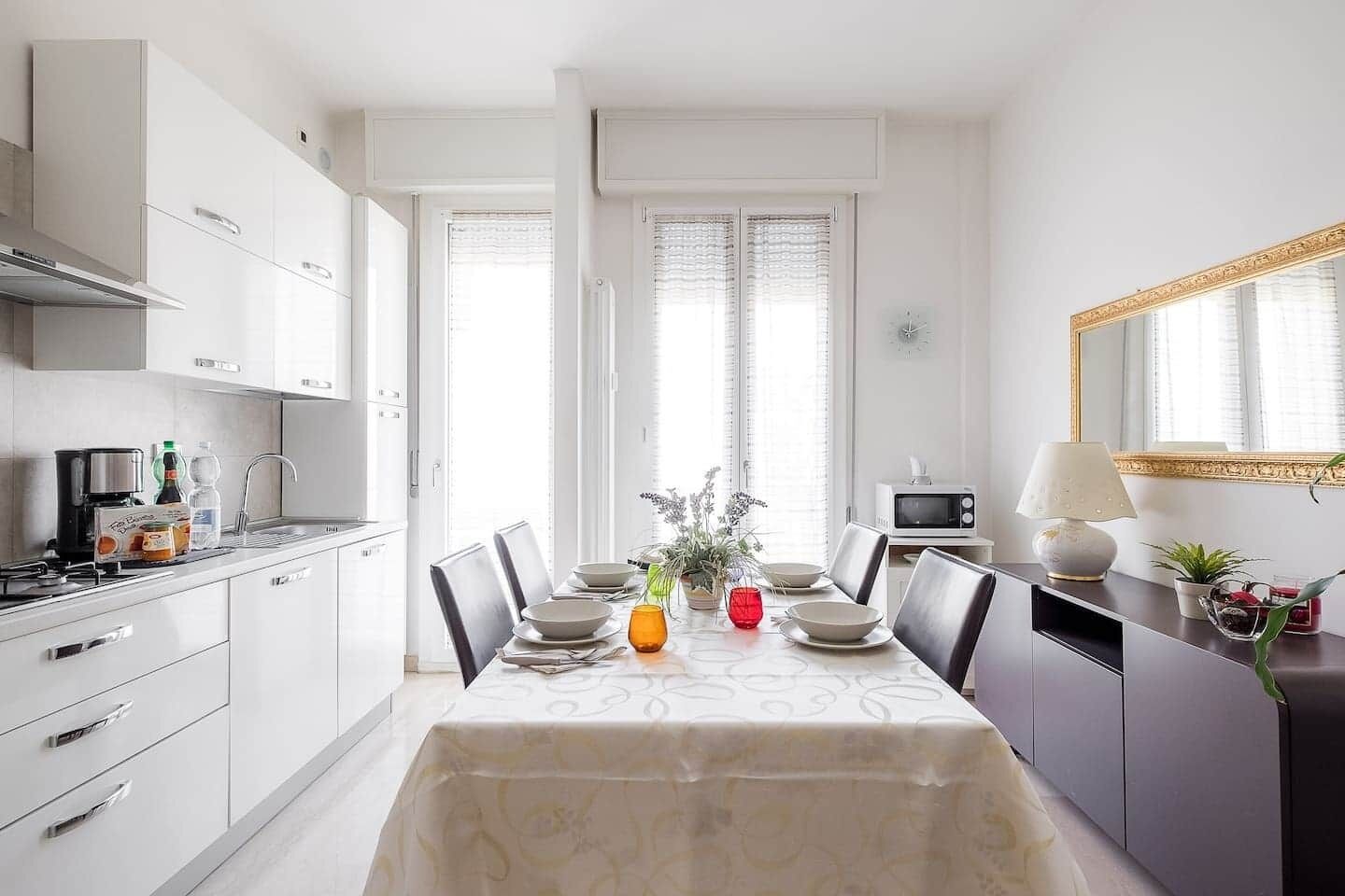 雪櫃、微波爐、焗爐、爐具