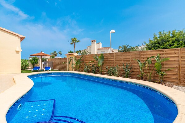 Outdoor pool - Beautiful villa with private pool, super quiet area (Benitachell)
