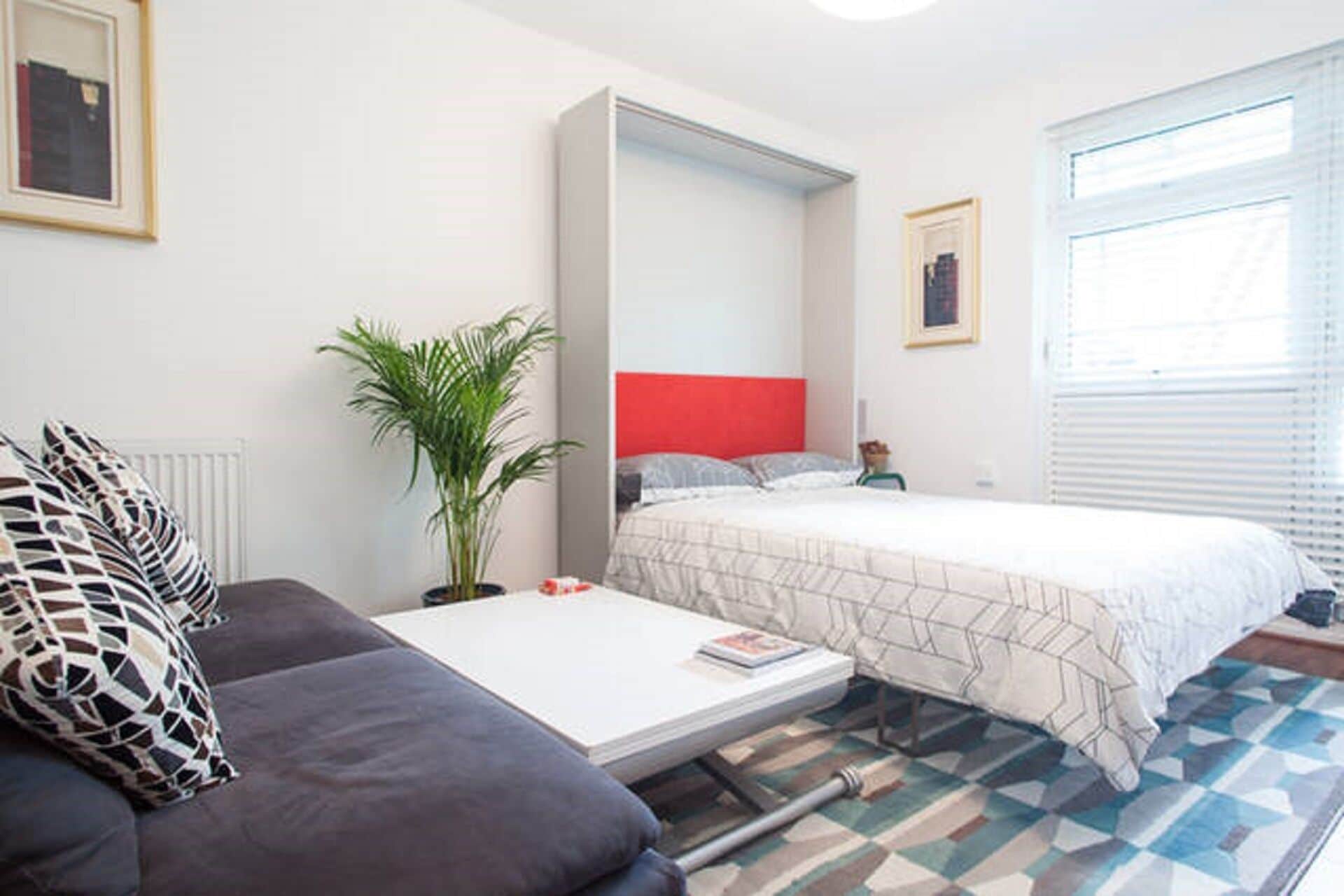 Perfect location!  Next to Columbia Rd, Shoreditch