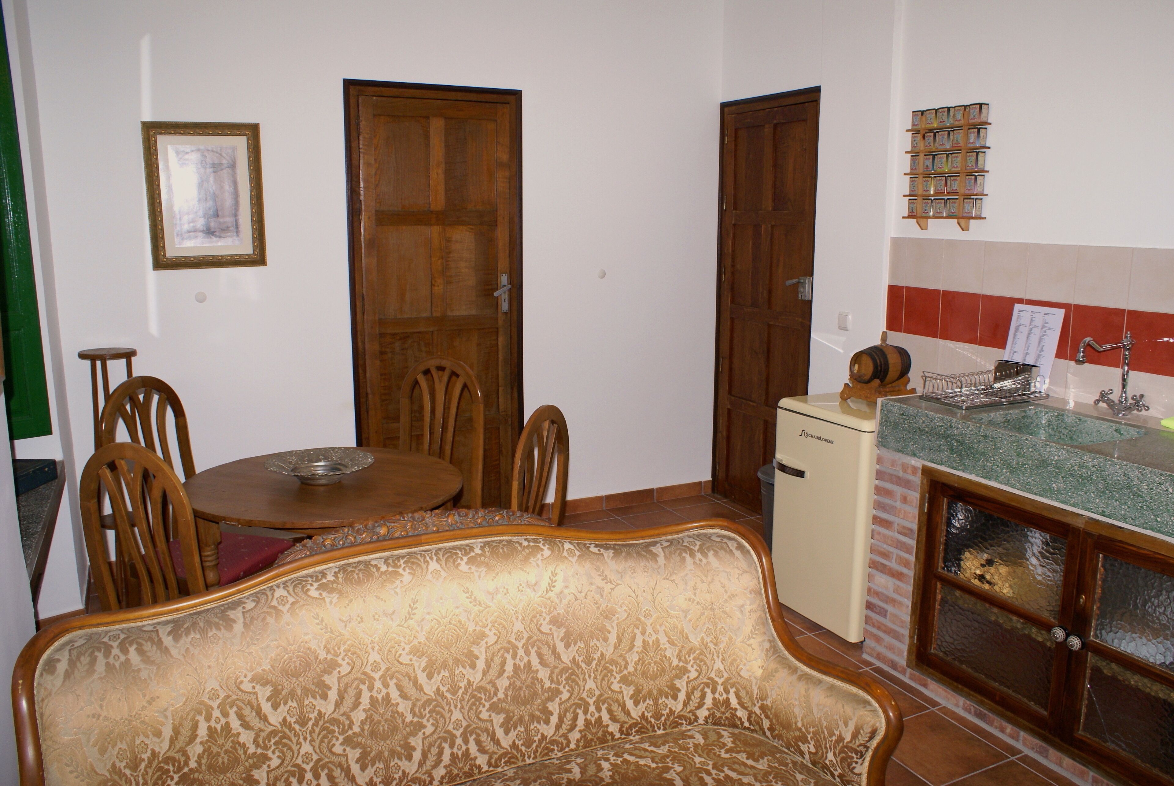 La Cañota Suite King Room Adults Only, living room, bedroom, kitchen and bathroom