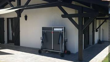 Enceinte de lâhĂ©bergement