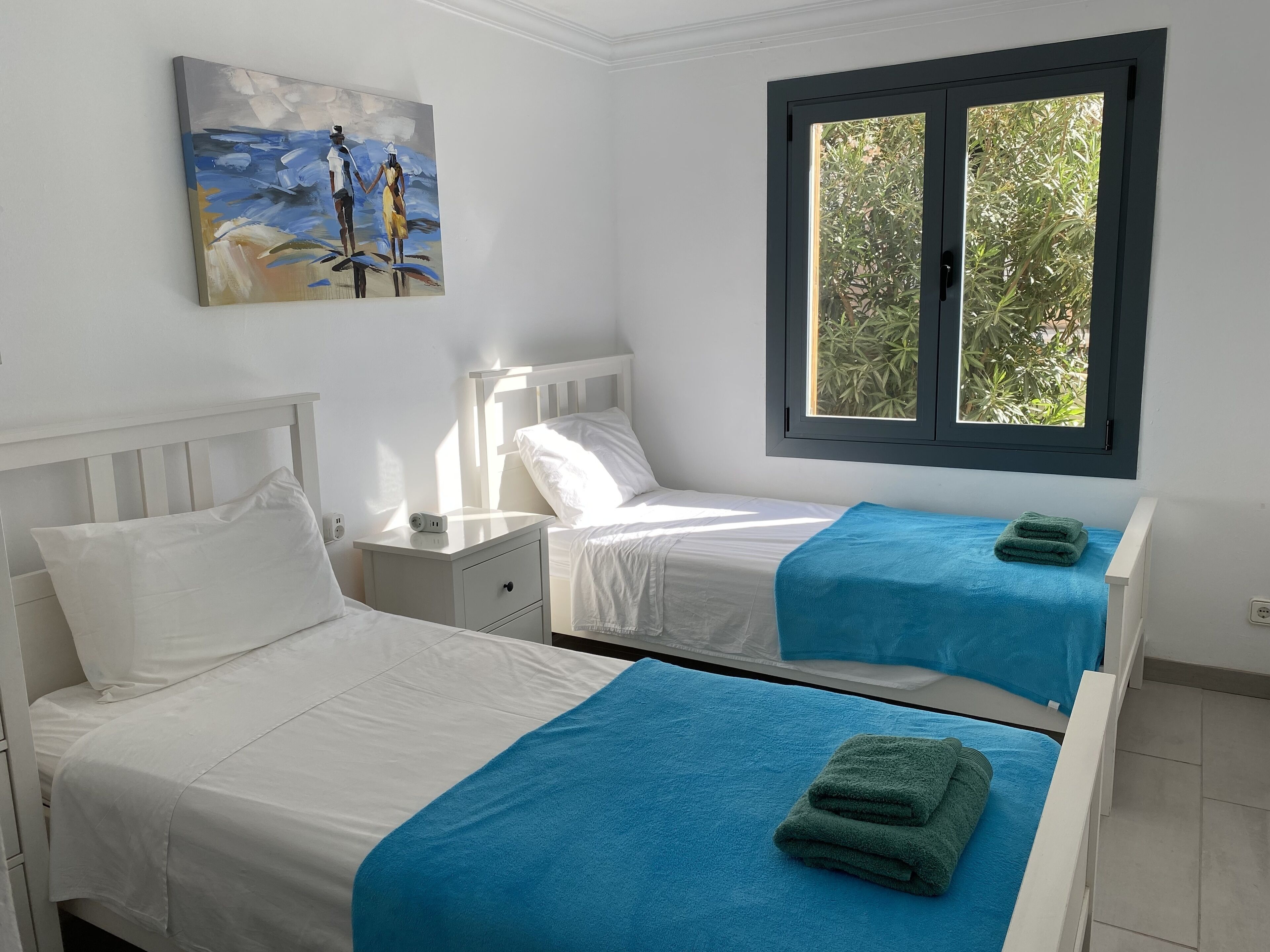 2 dormitorios, tabla de planchar con plancha, wifi y ropa de cama