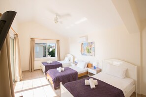 4 bedrooms, in-room safe, iron/ironing board, travel cot - Villa Rania, Modern 4BDR Ayia Thekla Villa with Pool, Close to the Beach (Ayia Napa)