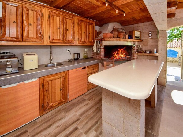 Microwave, oven, dishwasher, freezer