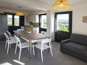 Dining - Eden Villas by the sea, adult pool, heated children's pool, private spa, 26 beds (Gorgo Lungo)