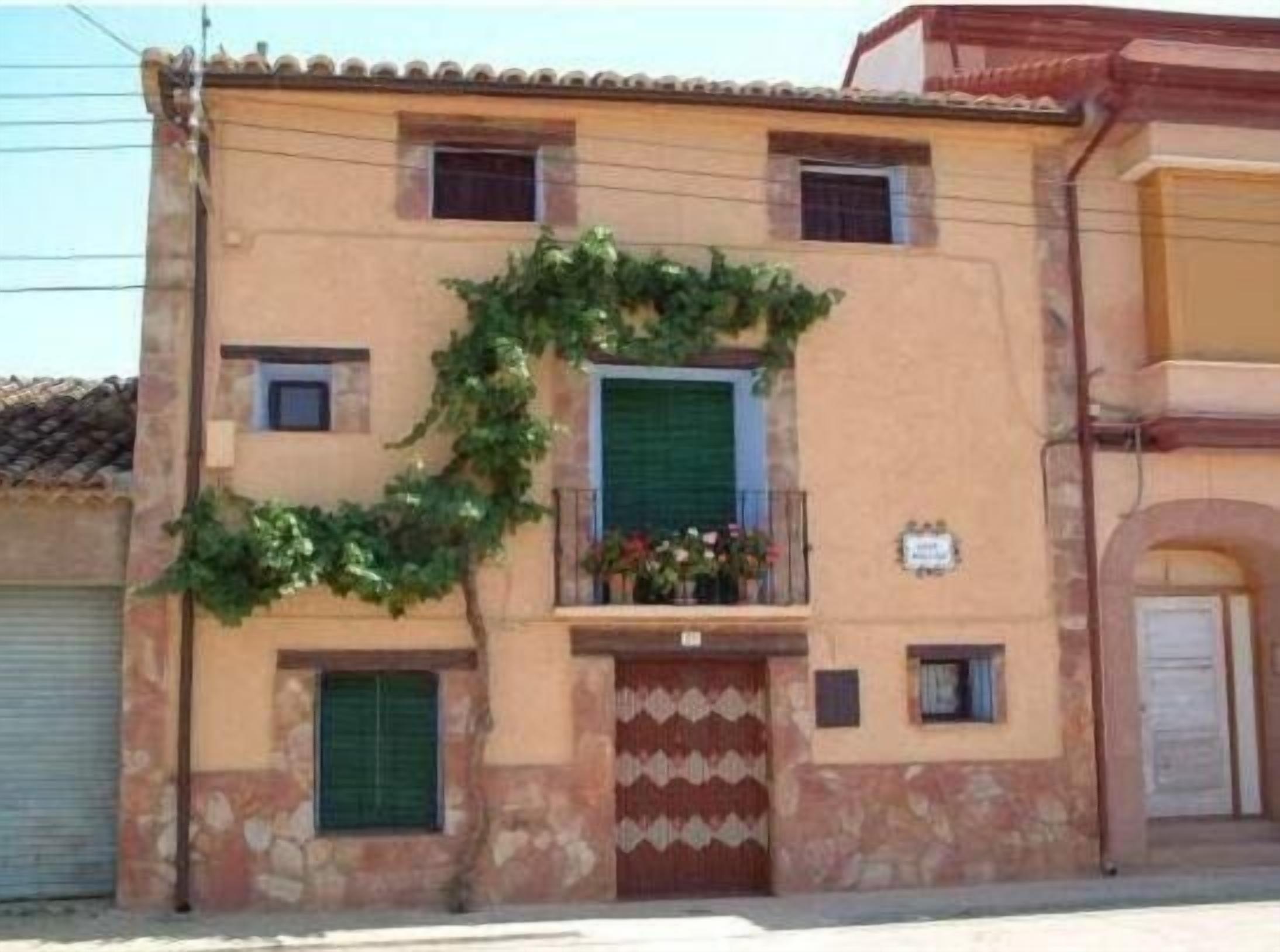 Casa Rural Abuelo Luis for 8 people