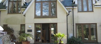 House With Sea Views And Sunny Aspect