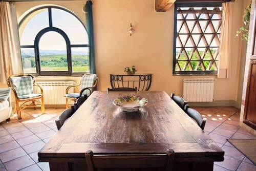 Glicini 3, holiday home with pool 30' from Florence