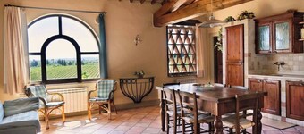 Glicini 3, holiday home with pool 30' from Florence