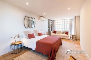 5 soverom, strykejern/-brett, reiseseng for barn og wi-fi (inkludert)