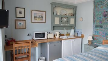 1 quarto, ferros/tĂĄbuas de passar roupa, Wi-Fi de cortesia