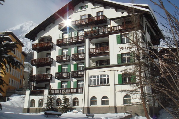 House Altein from the outside