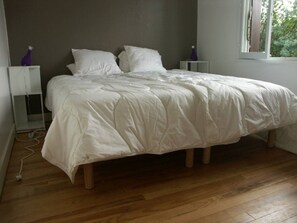 5 bedrooms, free WiFi, bed sheets - 2 Gites Houses with 2 heated pools for rent together or separately (Gradignan)