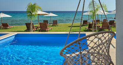 SeaSide Suite with Private Pool