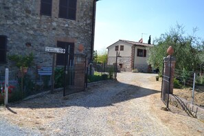 Exterior - Agriturismo Lo Strettoio - Apartment Leccio (Castelbuono Berardenga)