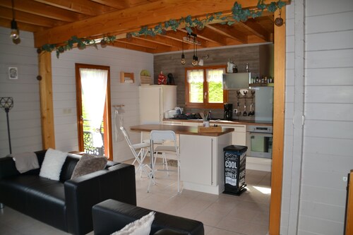 Individual chalet in a quiet area located 400 m from town centre of Gérardmer