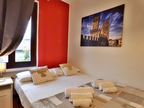 2 sovrum, strykjärn/strykbräda, wi-fi och sängkläder