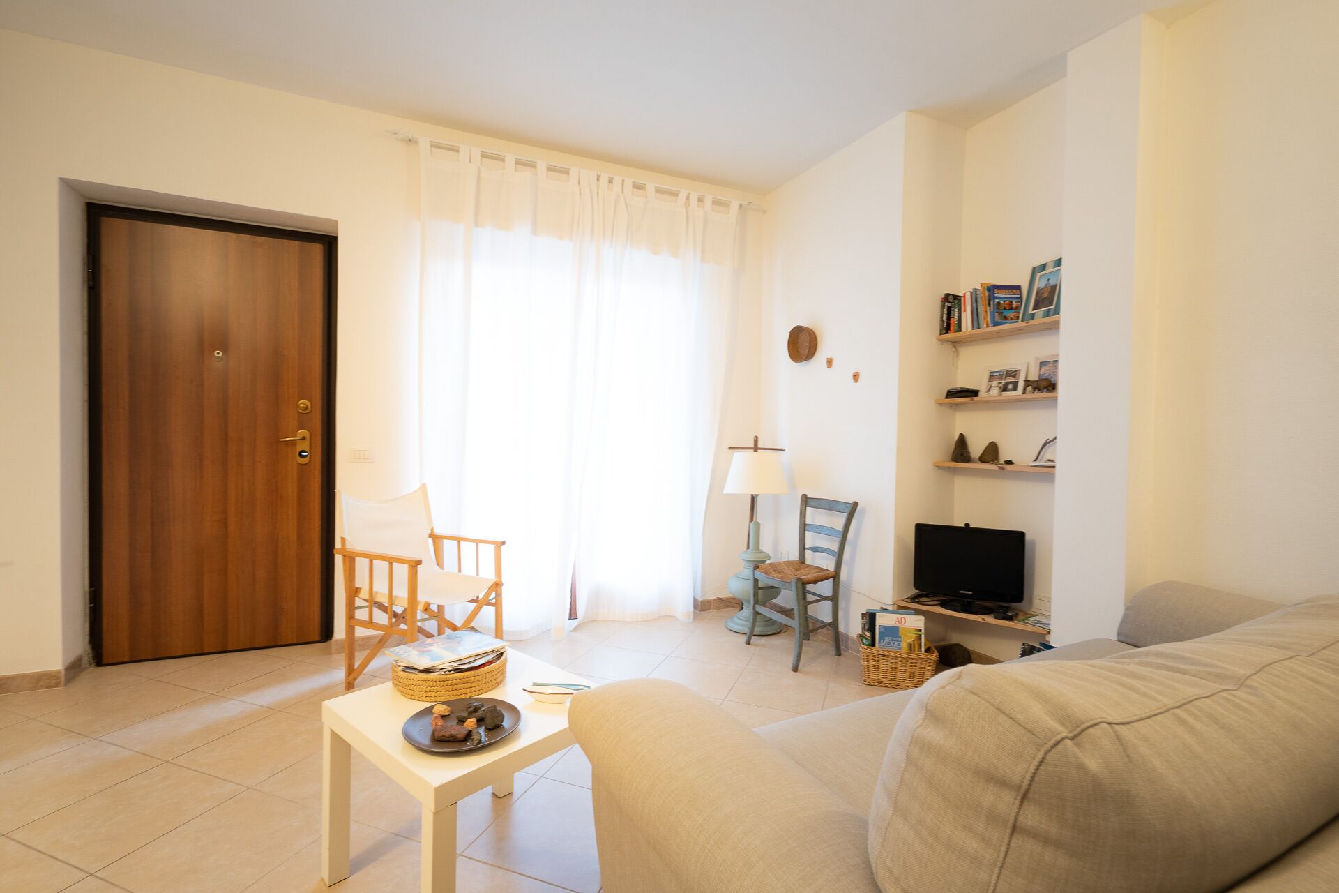 Riola Sardo: New Riola Sardo Apartment