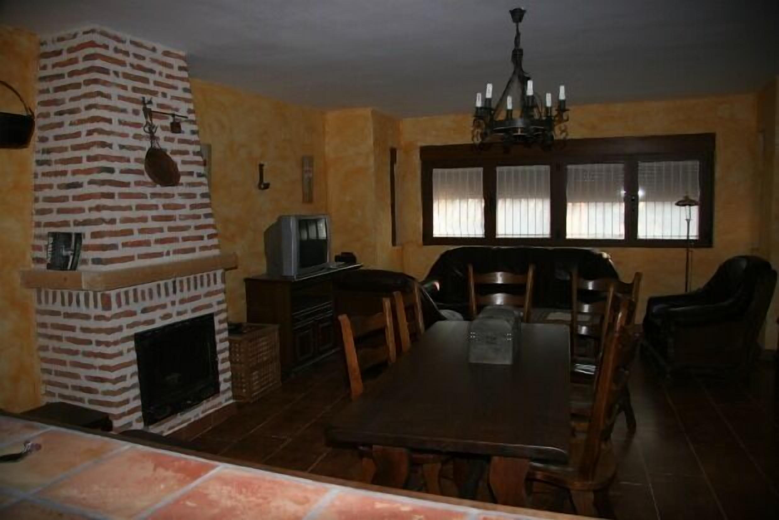 Self catering cottage La Caleña I and II for 11 people