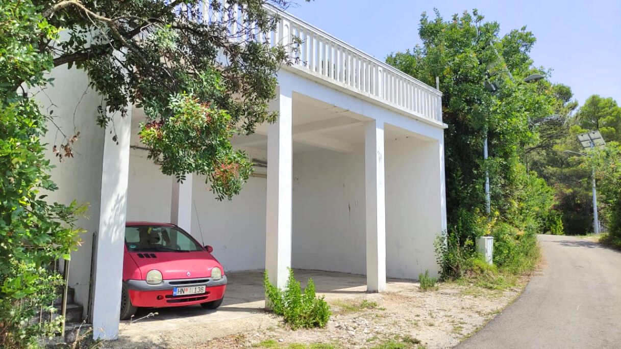 Car Port 
