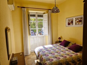 3 soverom, strykejern/-brett, wi-fi (inkludert) og sengetøy