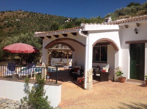 3 bed villa with fantastic views