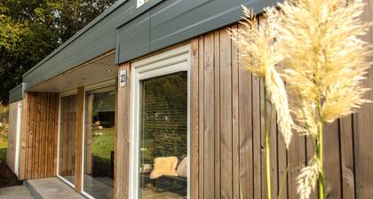 Bungalow de vacances moderne et attrayant 23 (8 Ă 9 personnes).