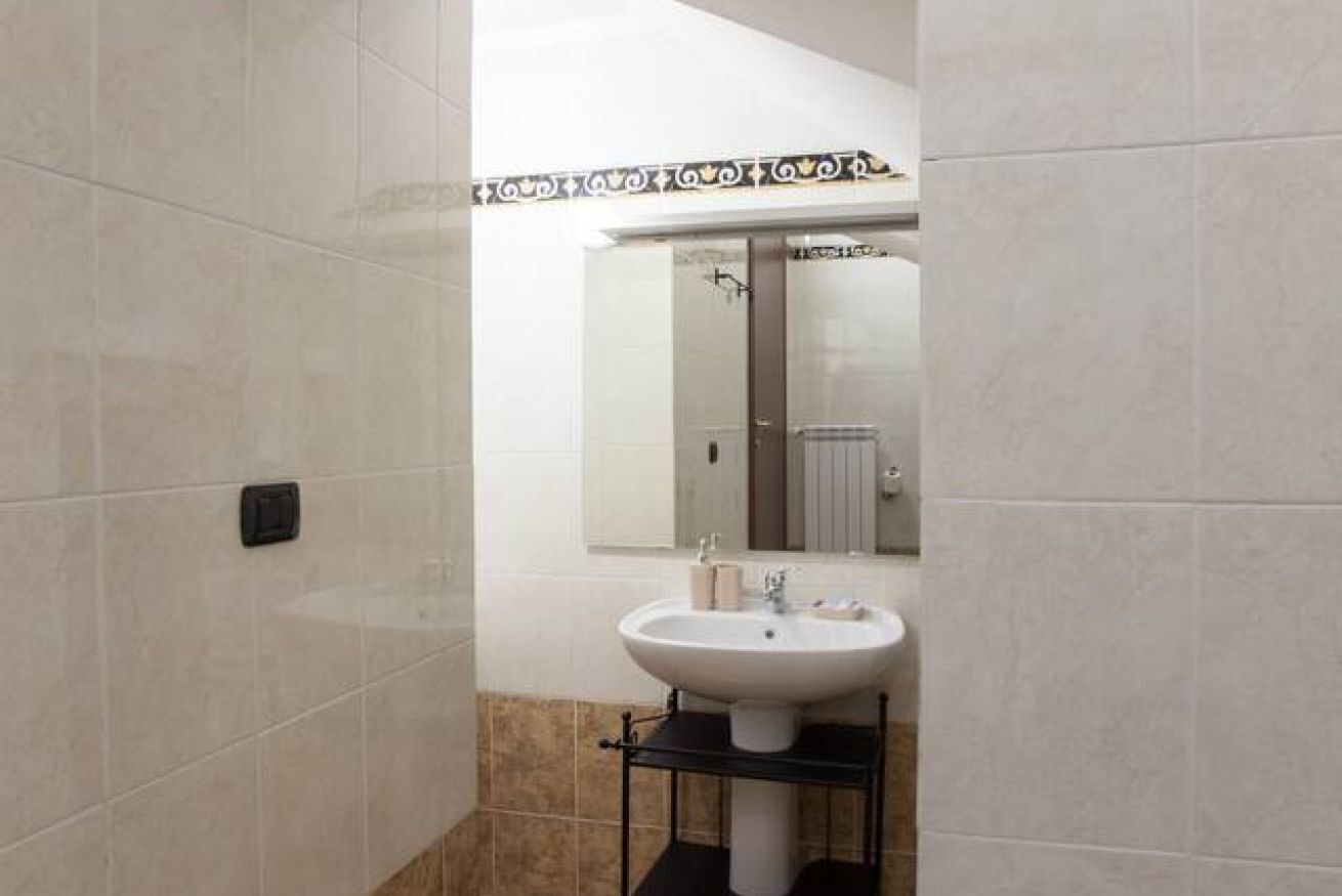Dusche, Haartrockner, Bidet, Handtücher