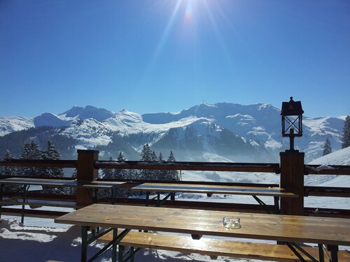 Luxury private chalet in Saalbach-Hinterglemm Ideal for family groups and groups