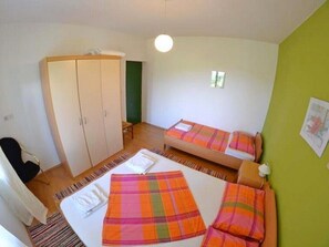 1 bedroom, Internet, bed sheets