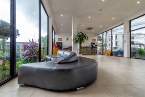 Reception - Phoenix Sea View Hotel (Sihanoukville)